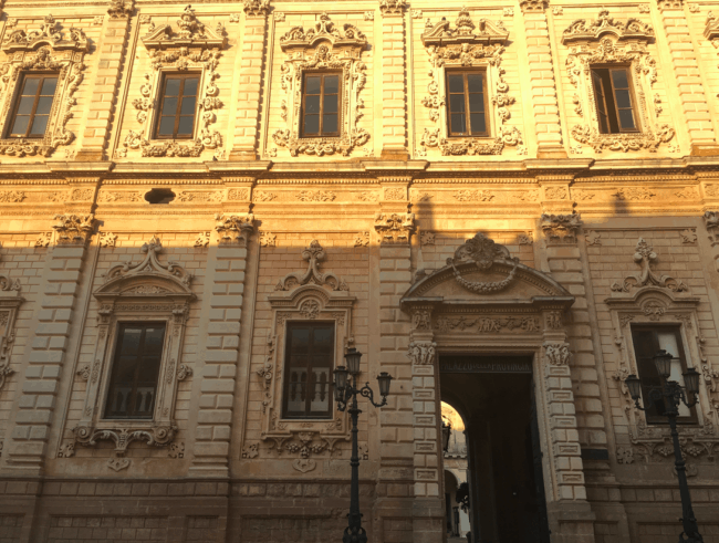 Baroque detailing on the facade of the Basilica di Santa Croce