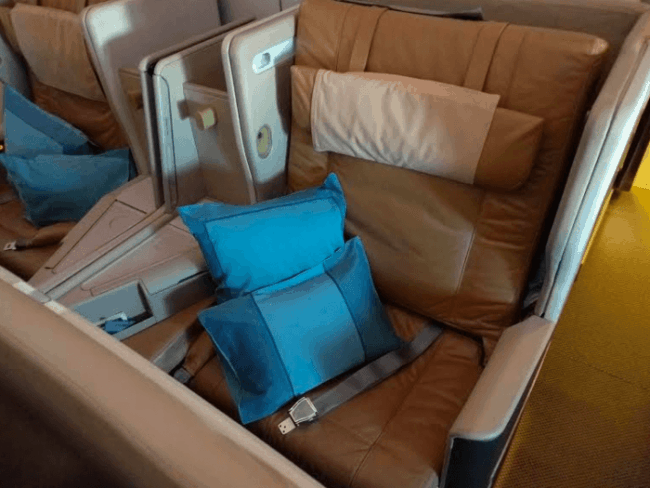 Business Class on Singapore 777