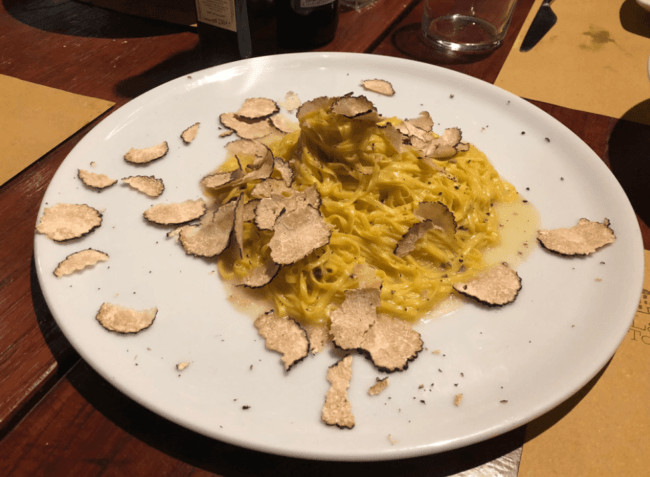 Thought I'd get tired of the strong flavor of truffle in Tuscany where it's ubiquitous. Surprise...I DIDN'T. 